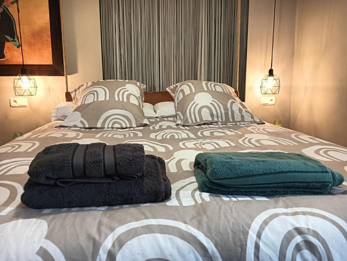 Chatescos - Estudio En Chateau Eksteriør billede