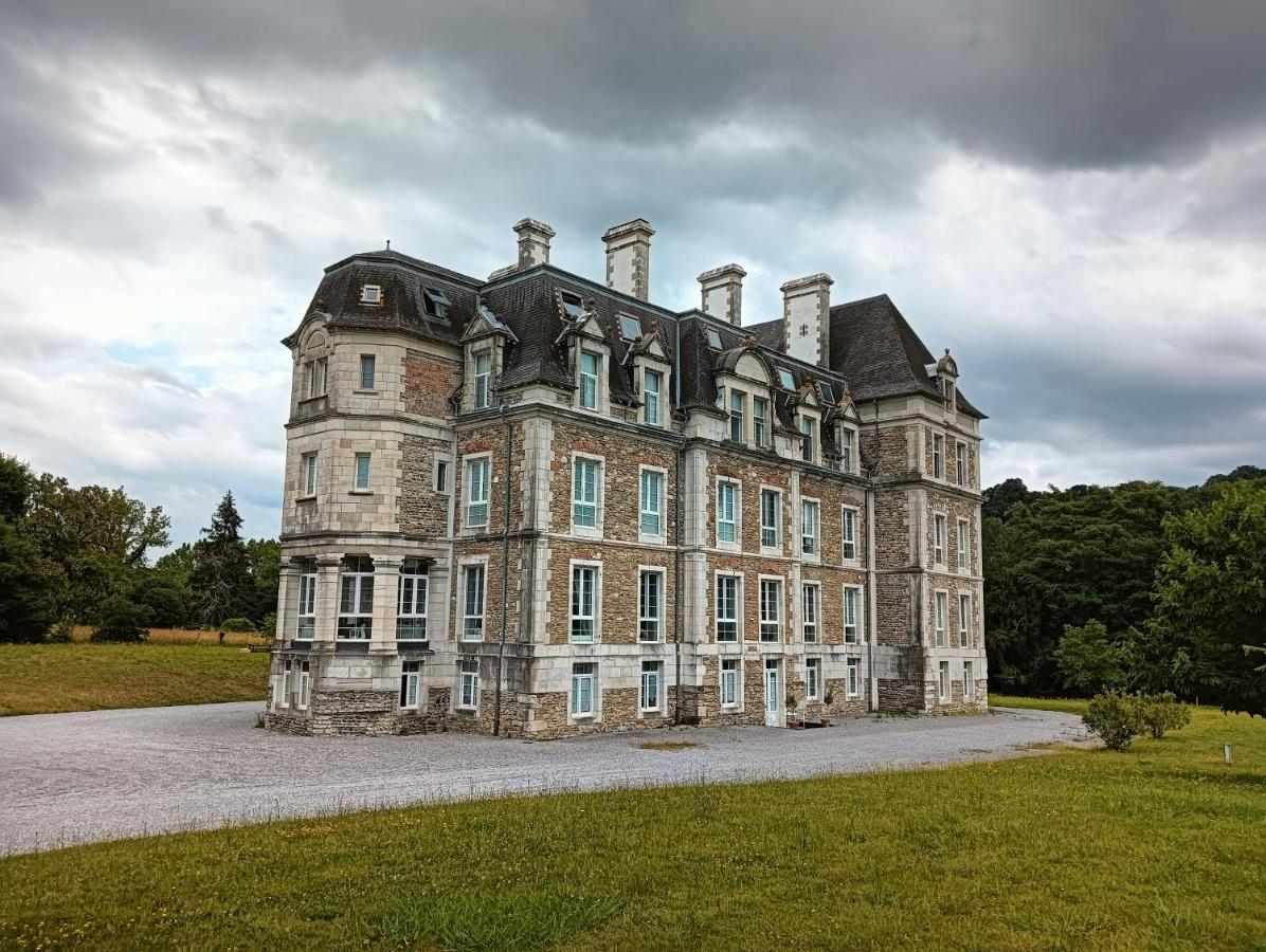 Chatescos - Estudio En Chateau Eksteriør billede