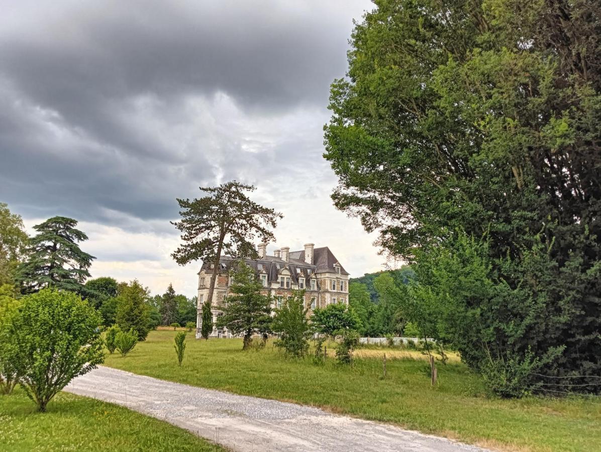 Chatescos - Estudio En Chateau Eksteriør billede